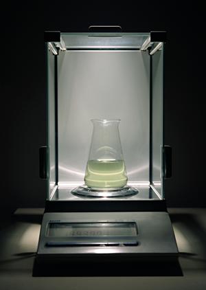 「ヒイヅル株式会社」は監視カメラのレンタル業です